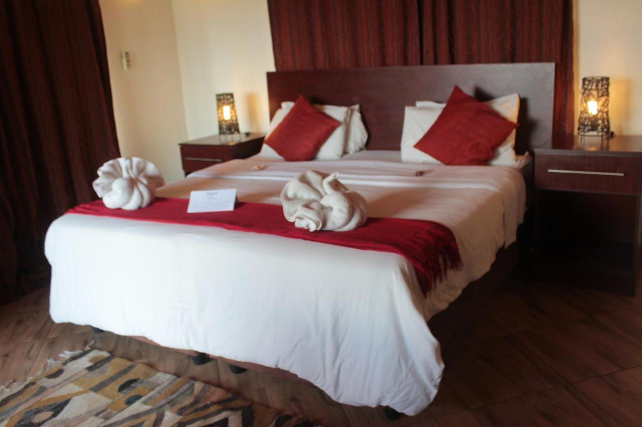 La Montagne Guest Lodge Хартбиспурт Экстерьер фото
