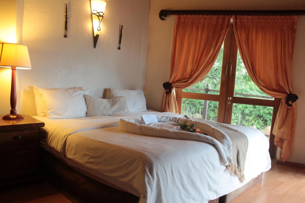 La Montagne Guest Lodge Хартбиспурт Экстерьер фото