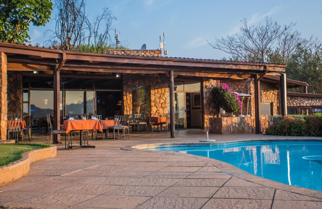 La Montagne Guest Lodge Хартбиспурт Экстерьер фото