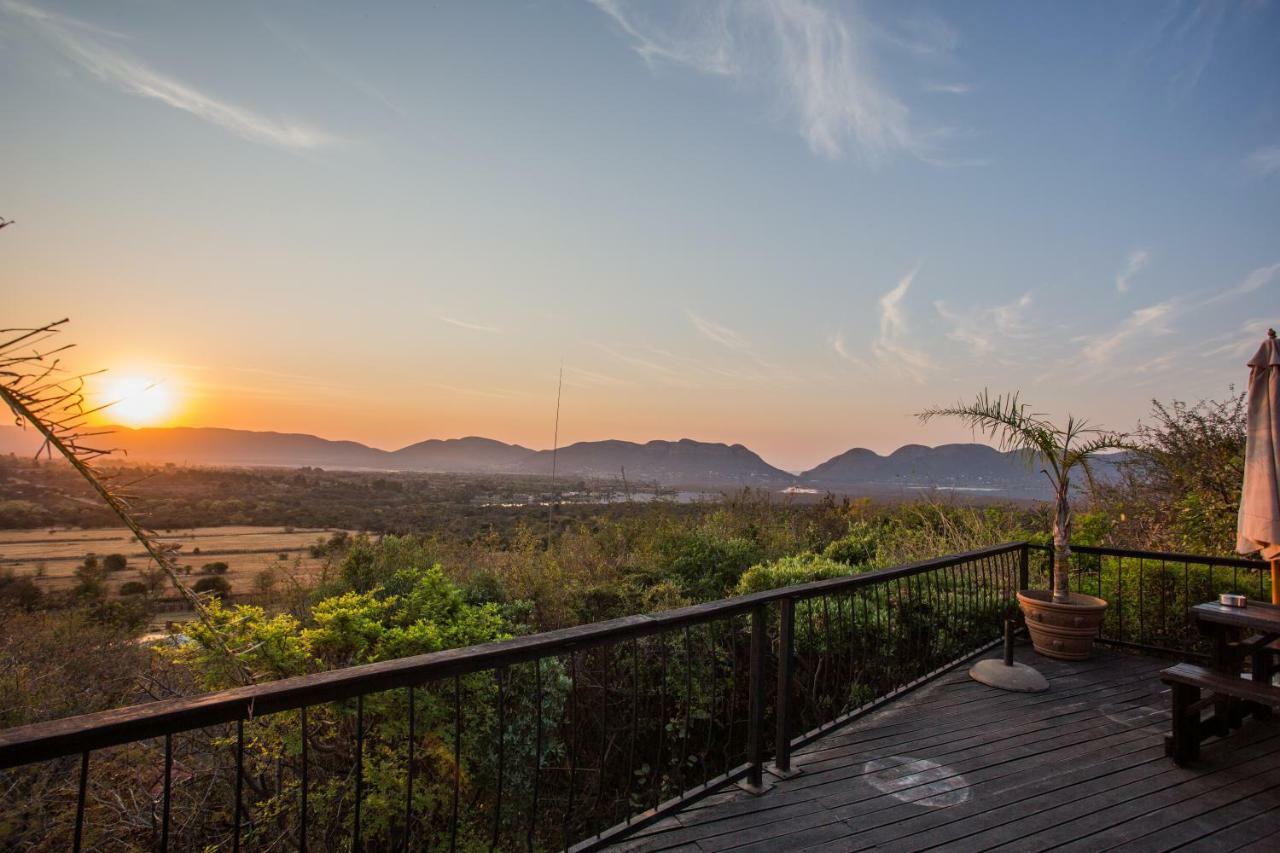 La Montagne Guest Lodge Хартбиспурт Экстерьер фото