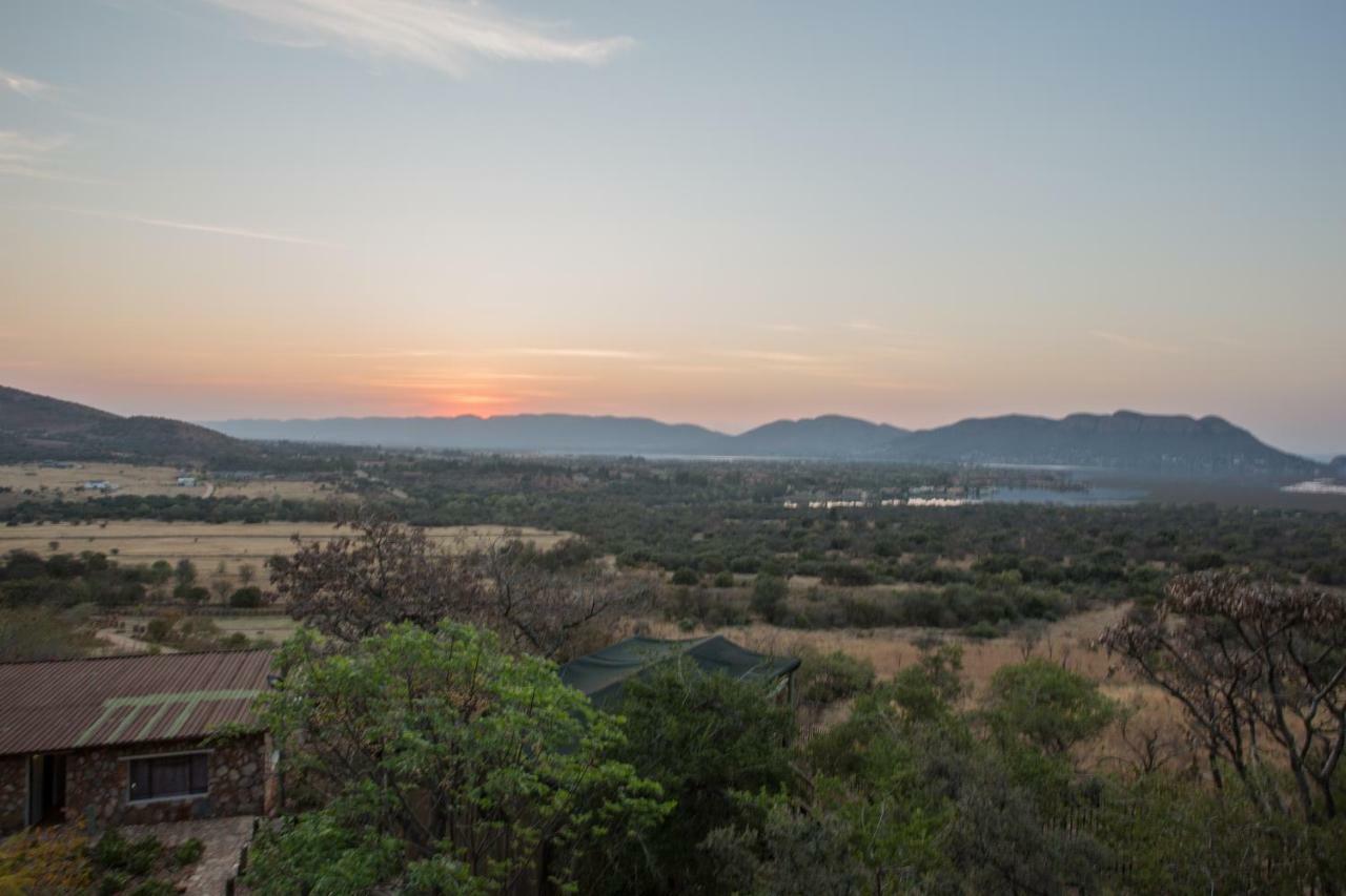 La Montagne Guest Lodge Хартбиспурт Экстерьер фото