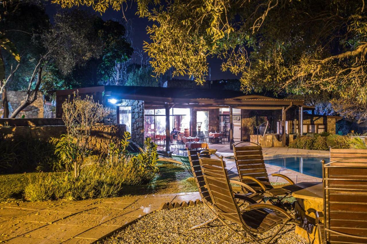 La Montagne Guest Lodge Хартбиспурт Экстерьер фото